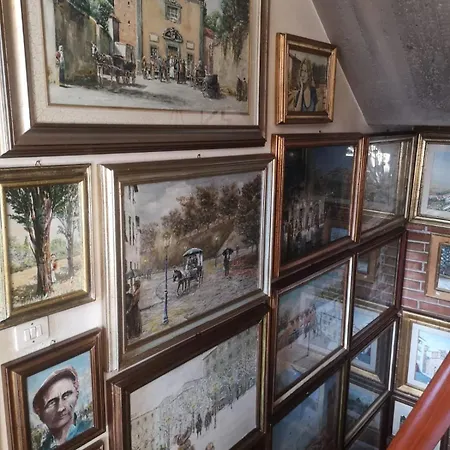 La Casa Dei Quadri Di Lucques