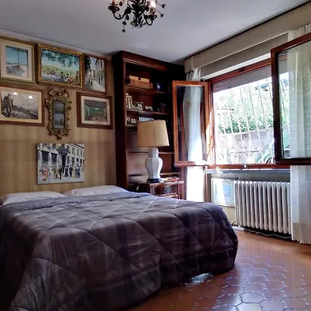 La Casa Dei Quadri Di Maison d'hôtes Lucques